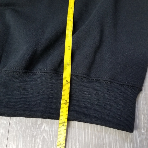 Five Nights At Freddy's sweatshirt - Picture 4 of 6